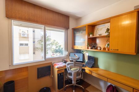 Quarto 1 de apartamento à venda com 3 quartos, 100m² em Azenha, Porto Alegre