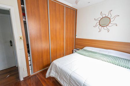 Casa à venda com 130m², 4 quartos e 1 vaga Casa à venda com 130m², 4 quartos e 1 vagaquarto 1 / suite