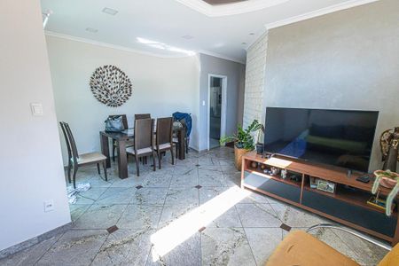 Casa à venda com 130m², 4 quartos e 1 vaga Casa à venda com 130m², 4 quartos e 1 vagasala