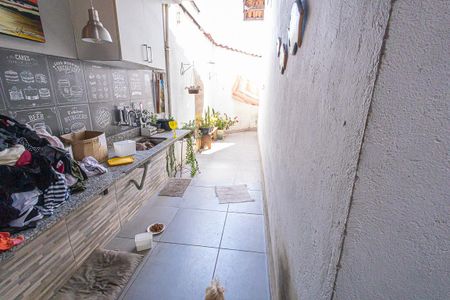 Casa à venda com 130m², 4 quartos e 1 vaga Casa à venda com 130m², 4 quartos e 1 vagaarea de serviço / quintal