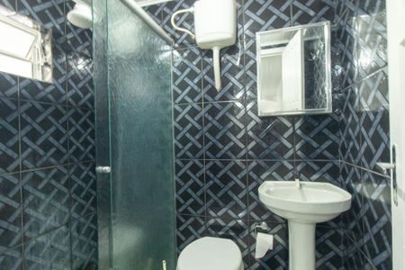 Banheiro Social de casa para alugar com 1 quarto, 35m² em Hauer, Curitiba