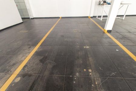 Garagem de casa para alugar com 1 quarto, 35m² em Hauer, Curitiba