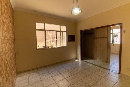 Apartamento para alugar com 80m², 3 quartos e sem vaga Apartamento para alugar com 80m², 3 quartos e sem vagaSala