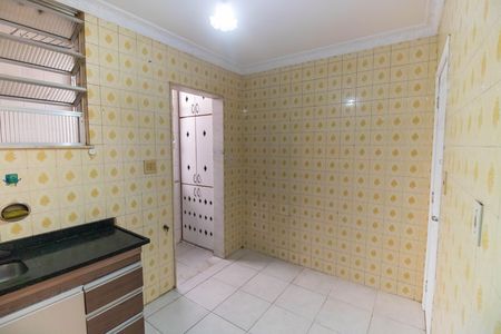 Apartamento para alugar com 80m², 3 quartos e sem vaga Apartamento para alugar com 80m², 3 quartos e sem vagaCozinha