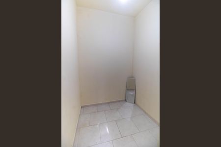 Apartamento para alugar com 80m², 3 quartos e sem vaga Apartamento para alugar com 80m², 3 quartos e sem vagaQuarto de Serviço