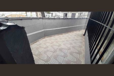 Corredor de casa para alugar com 2 quartos, 101m² em Bela Vista, Osasco