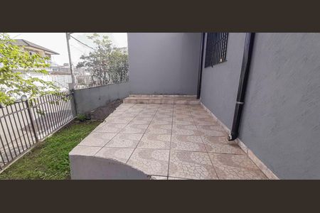 Quintal Frontal de casa para alugar com 2 quartos, 101m² em Bela Vista, Osasco