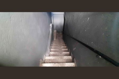 Acesso a Garagem de casa para alugar com 2 quartos, 101m² em Bela Vista, Osasco