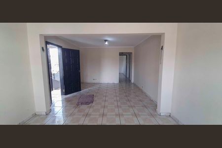 Casa para alugar com 101m², 2 quartos e 3 vagas Casa para alugar com 101m², 2 quartos e 3 vagasSala