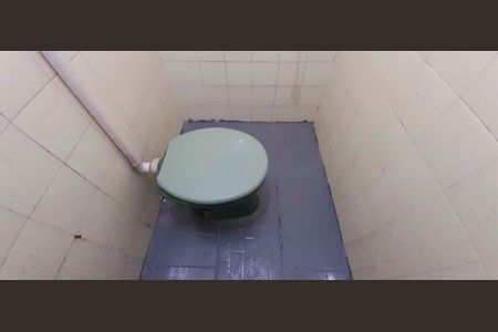 Casa para alugar com 101m², 2 quartos e 3 vagas Casa para alugar com 101m², 2 quartos e 3 vagasBanheiro de serviço