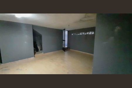 Casa para alugar com 101m², 2 quartos e 3 vagas Casa para alugar com 101m², 2 quartos e 3 vagasGaragem