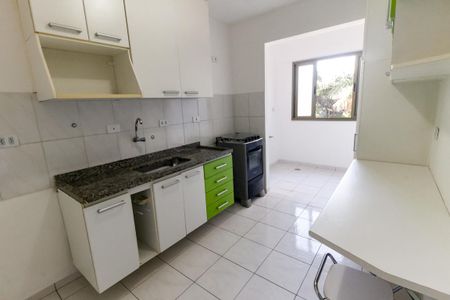 Cozinha - Armários de apartamento para alugar com 2 quartos, 70m² em Chácara Agrindus, Taboão da Serra