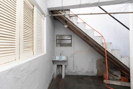 Quintal / Tanque de casa para alugar com 1 quarto, 40m² em Jardim Daysy, São Paulo
