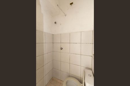 Casa para alugar com 40m², 1 quarto e sem vaga Casa para alugar com 40m², 1 quarto e sem vagaBanheiro