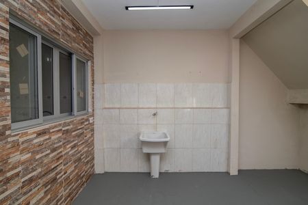 Casa para alugar com 92m², 2 quartos e 2 vagas Casa para alugar com 92m², 2 quartos e 2 vagasÁrea de Serviço