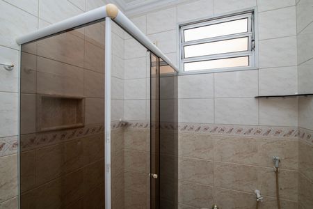 Casa para alugar com 92m², 2 quartos e 2 vagas Casa para alugar com 92m², 2 quartos e 2 vagasBanheiro Social