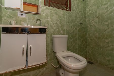 Banheiro  de casa à venda com 2 quartos, 140m² em Jardim Amelia, Sumaré