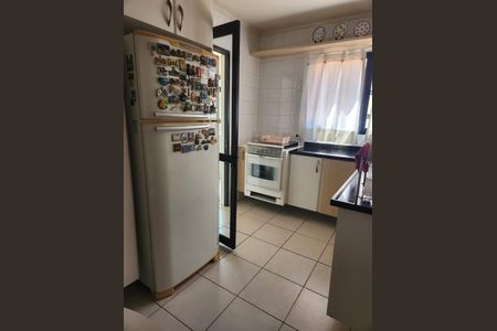 Apartamento à venda com 126m², 4 quartos e 2 vagasFoto 07