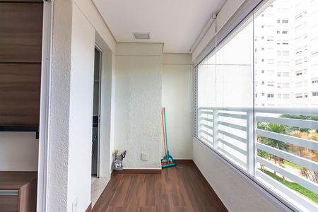 Sacada de apartamento para alugar com 2 quartos, 67m² em Centro, Osasco