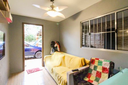 Casa para alugar com 160m², 2 quartos e 2 vagas Casa para alugar com 160m², 2 quartos e 2 vagasSala