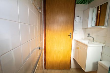 Banheiro Social  de apartamento à venda com 2 quartos, 50m² em Madre Gertrudes, Belo Horizonte