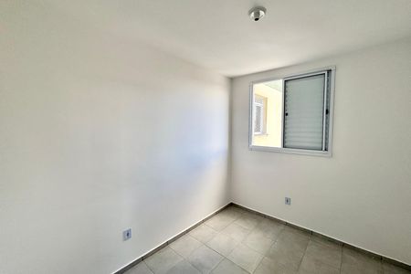 Quarto 2 de apartamento para alugar com 2 quartos, 50m² em Jardim Lourdes, Ferraz de Vasconcelos
