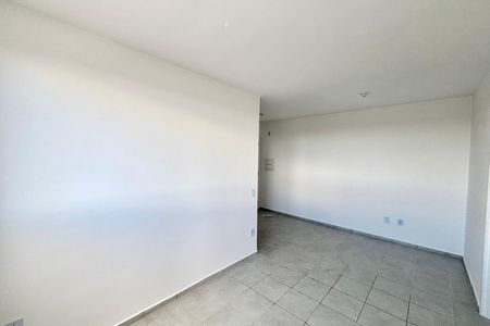 Sala de apartamento para alugar com 2 quartos, 50m² em Jardim Lourdes, Ferraz de Vasconcelos