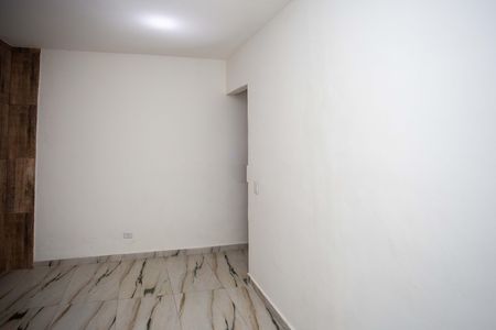 Quarto de apartamento para alugar com 1 quarto, 34m² em Cidade Júlia, São Paulo
