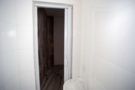Banheiro de apartamento para alugar com 1 quarto, 34m² em Cidade Júlia, São Paulo