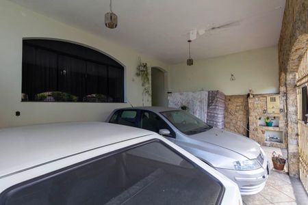 Garagem de casa à venda com 2 quartos, 191m² em Penha de França, São Paulo