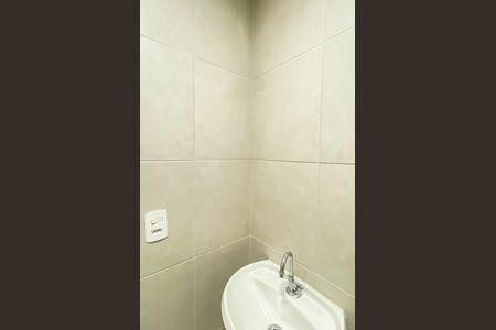 Apartamento para alugar com 42m², 2 quartos e 1 vaga Apartamento para alugar com 42m², 2 quartos e 1 vagaBanheiro