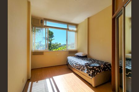 Apartamento para alugar com 84m², 2 quartos e sem vaga Apartamento para alugar com 84m², 2 quartos e sem vagaQuarto