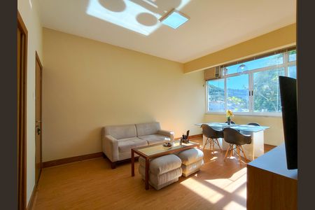 Sala de apartamento para alugar com 2 quartos, 84m² em Alto da Boa Vista, Rio de Janeiro