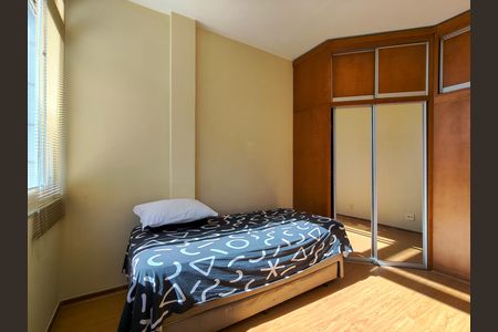 Apartamento para alugar com 84m², 2 quartos e sem vaga Apartamento para alugar com 84m², 2 quartos e sem vagaQuarto