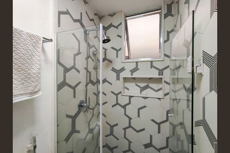 Apartamento para alugar com 84m², 2 quartos e sem vaga Apartamento para alugar com 84m², 2 quartos e sem vagaBanheiro Corredor