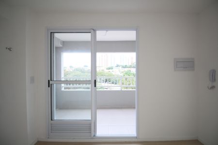 Sala/Cozinha de apartamento para alugar com 2 quartos, 38m² em Vila Sonia, São Paulo