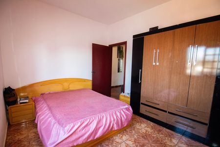Apartamento para alugar com 200m², 3 quartos e 1 vaga Apartamento para alugar com 200m², 3 quartos e 1 vagaQuarto 01