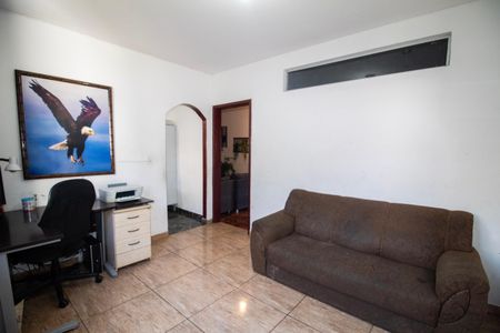 Apartamento para alugar com 200m², 3 quartos e 1 vaga Apartamento para alugar com 200m², 3 quartos e 1 vagaSala