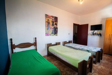 Apartamento para alugar com 200m², 3 quartos e 1 vaga Apartamento para alugar com 200m², 3 quartos e 1 vagaQuarto 02