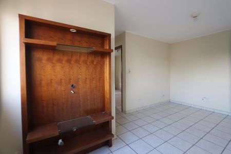 Sala de apartamento para alugar com 2 quartos, 65m² em Vila Antonieta, São Paulo