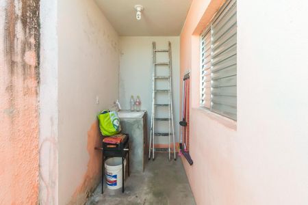Área de Serviço de casa para alugar com 2 quartos, 175m² em Jardim Nova Poa, Poá