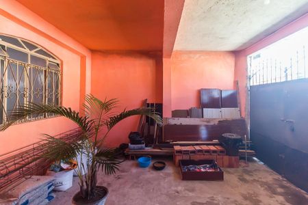 Garagem de casa para alugar com 2 quartos, 175m² em Jardim Nova Poa, Poá