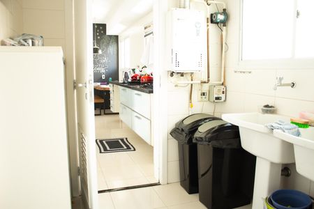 Área de Serviço de apartamento para alugar com 4 quartos, 229m² em Cidade Monções, São Paulo