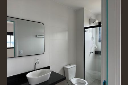 Banheiro de kitnet/studio para alugar com 1 quarto, 40m² em Loteamento Villa Branca, Jacareí
