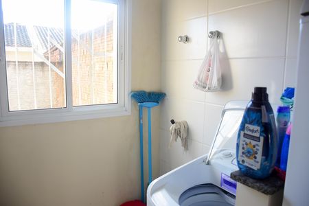 Área de serviço de casa para alugar com 2 quartos, 52m² em Jardim Betânia, Cachoeirinha