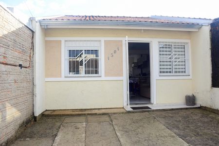 Frente de casa para alugar com 2 quartos, 52m² em Jardim Betânia, Cachoeirinha