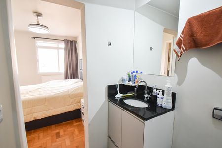 Apartamento à venda com 90m², 3 quartos e 1 vaga Apartamento à venda com 90m², 3 quartos e 1 vagaBanheiro da suíte