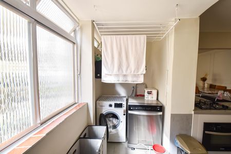 Apartamento à venda com 90m², 3 quartos e 1 vaga Apartamento à venda com 90m², 3 quartos e 1 vagaÁrea de serviço