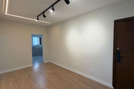 Apartamento para alugar com 89m², 3 quartos e 1 vaga Apartamento para alugar com 89m², 3 quartos e 1 vagaSala