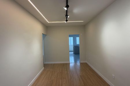 Apartamento para alugar com 89m², 3 quartos e 1 vaga Apartamento para alugar com 89m², 3 quartos e 1 vagaSala